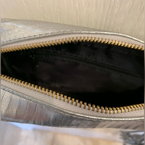 Victoria’s Secret Bag - Picture 7 of 8